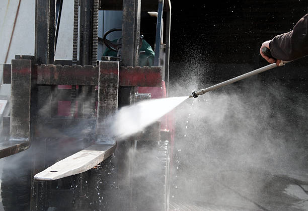 Best Warehouse Cleaning  in Conashaugh Lakes, PA